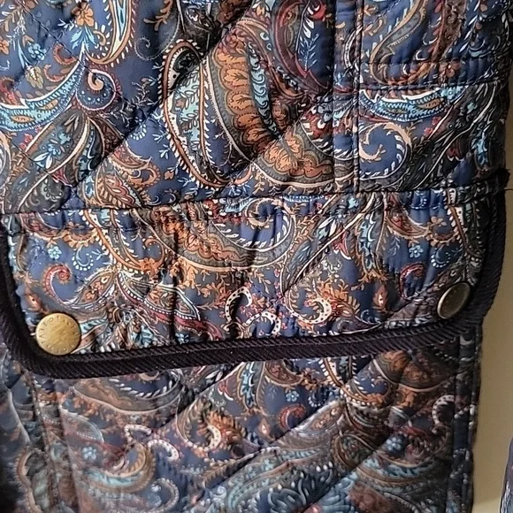 Talbots quilted jacket.  Navy paisley.  Size XS.  Gorgeous! - Picture 4 of 8